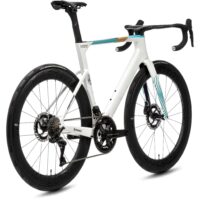 Race Speed Aero Carbon Road Bike Shimano 105 Integrated Components