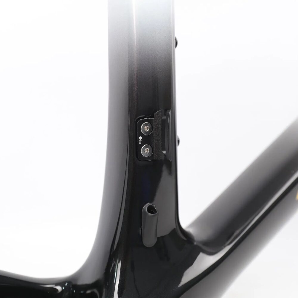 Versatile Adaptive Geometry Gravel Bike