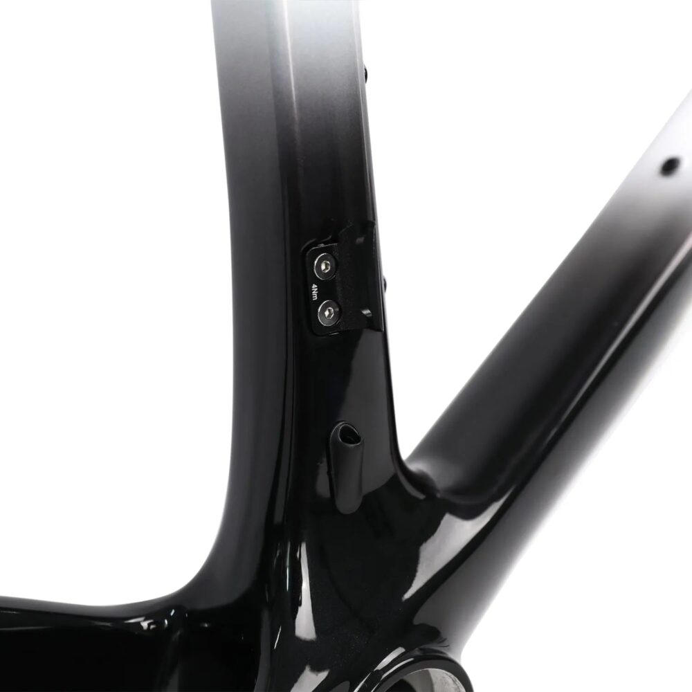 Versatile Adaptive Geometry Gravel Bike