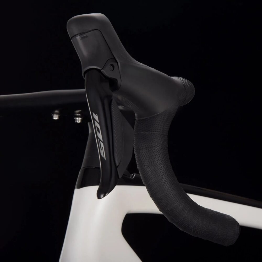 T1000 Carbon UCI Road Bike - Shimano 105 Di2 Shifting | Full Integrated Cables | Lightweight Durable