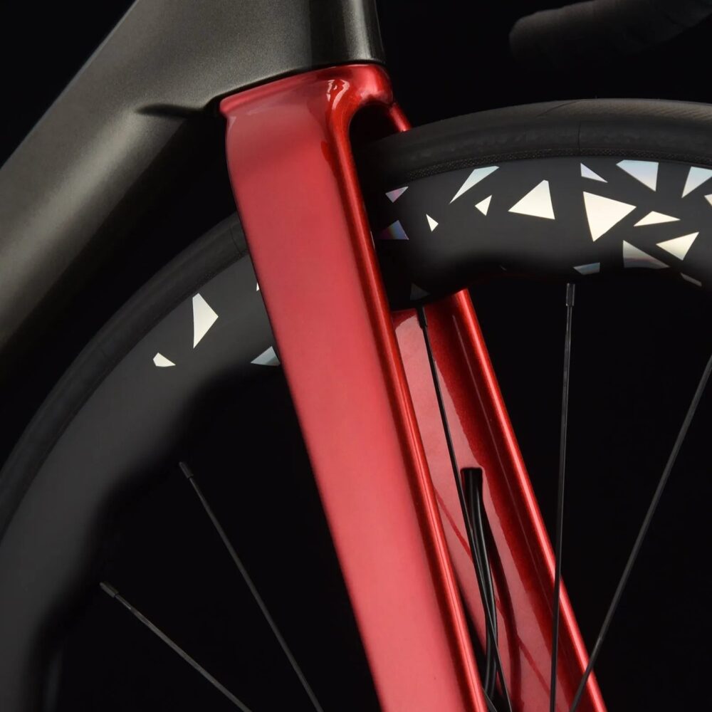 T1000 Carbon Aero Road Bike - 700C 50mm Carbon Wheels | Hydraulic Disc