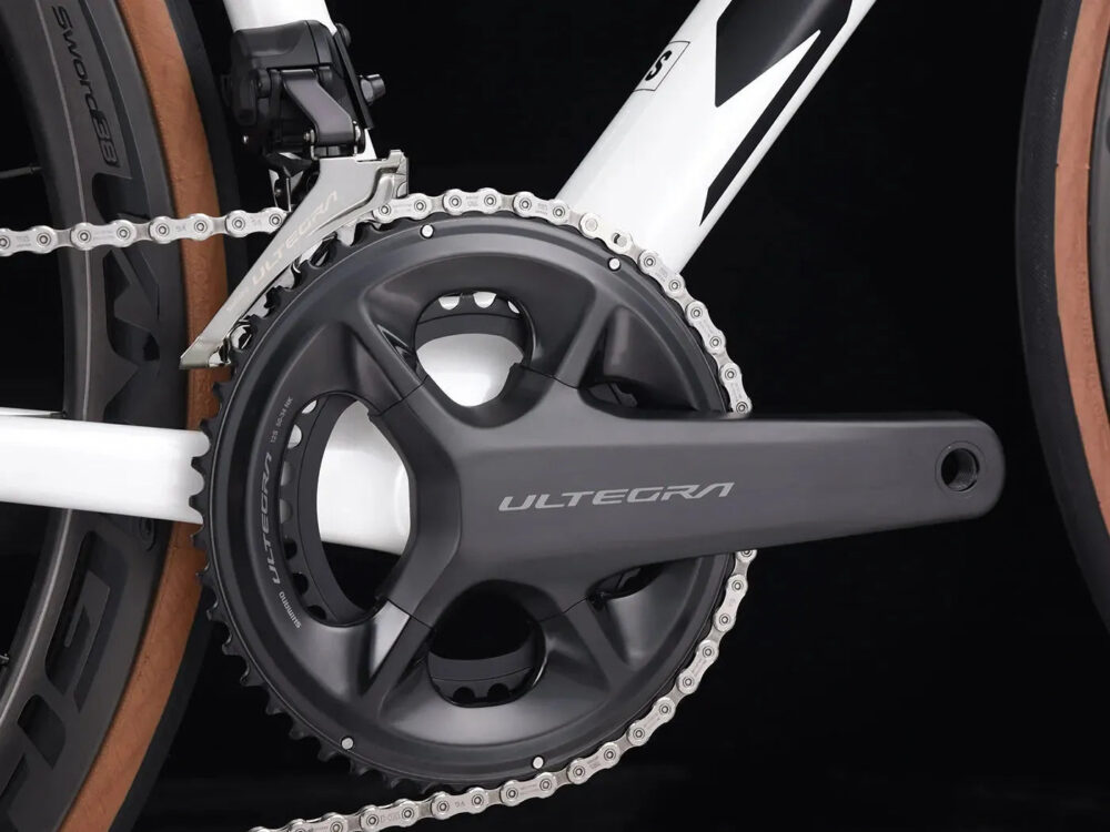 UCI Approved 7.2kg Aero Carbon Road Bike Shimano Ultegra Di2 R8170 24 Speed