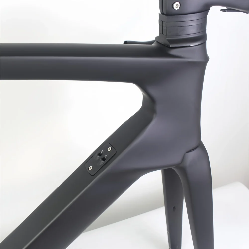 SU02A | All-Rounder Carbon Fiber Road Bike | Versatile for Training & Commuting