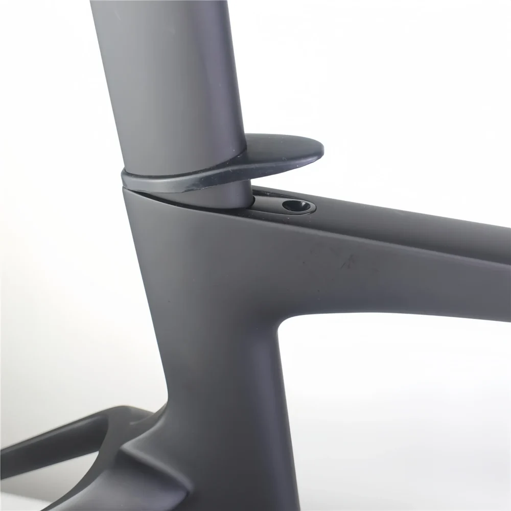 SU02A | All-Rounder Carbon Fiber Road Bike | Versatile for Training & Commuting