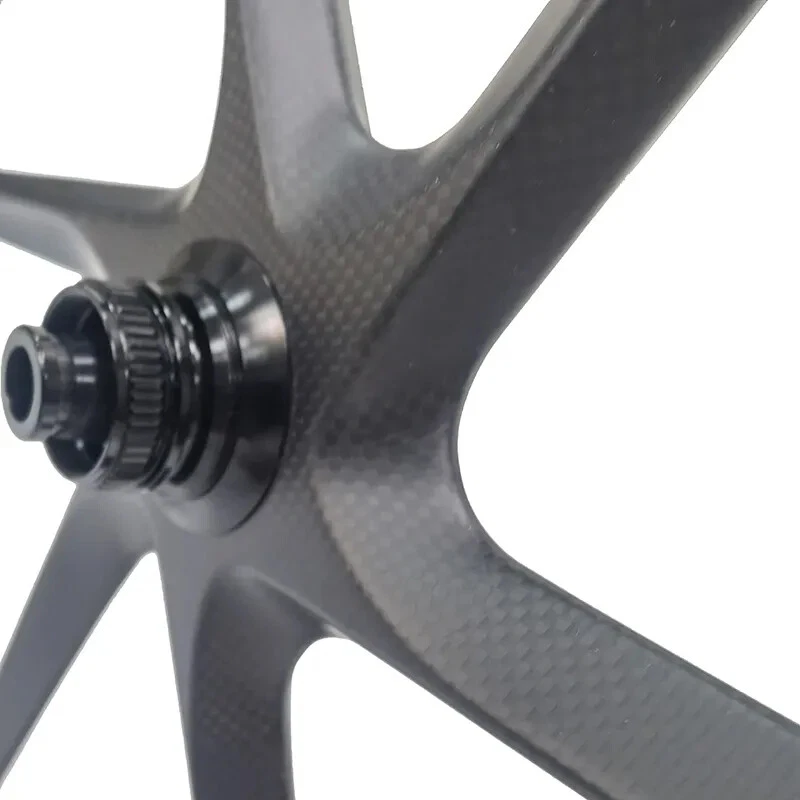700C Road Bike Wheelset 28mm Width 35mm Depth 6 Spokes 11S Rim Brake Bike Wheels